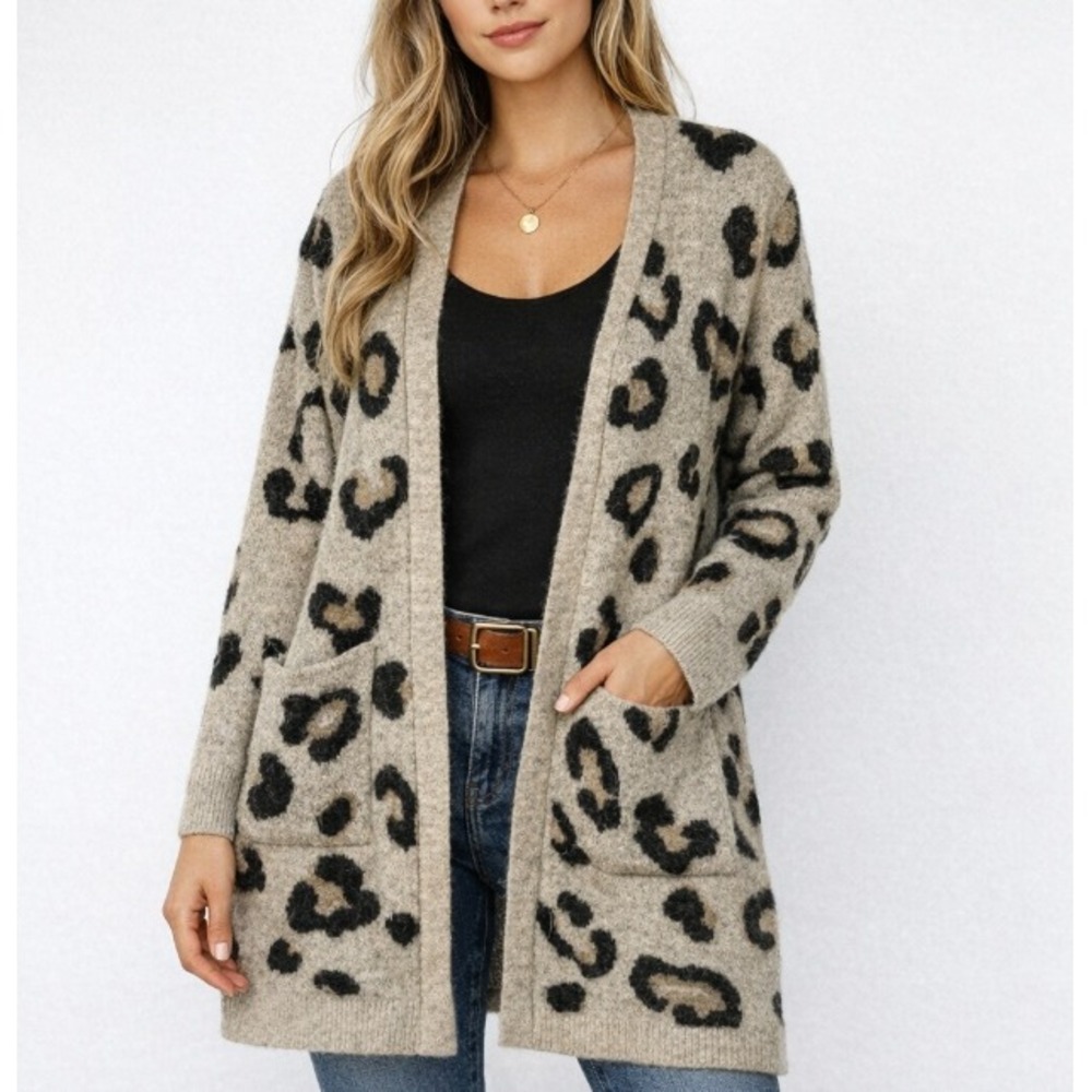 Modern Canvas Womens Long Sleeve Cardigan Fuzzy Leopard Animal Print Cozy Sze SM